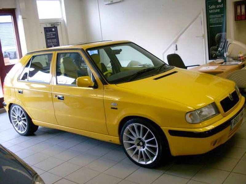 Skoda_Felicia_VR6_07_800_600.jpg