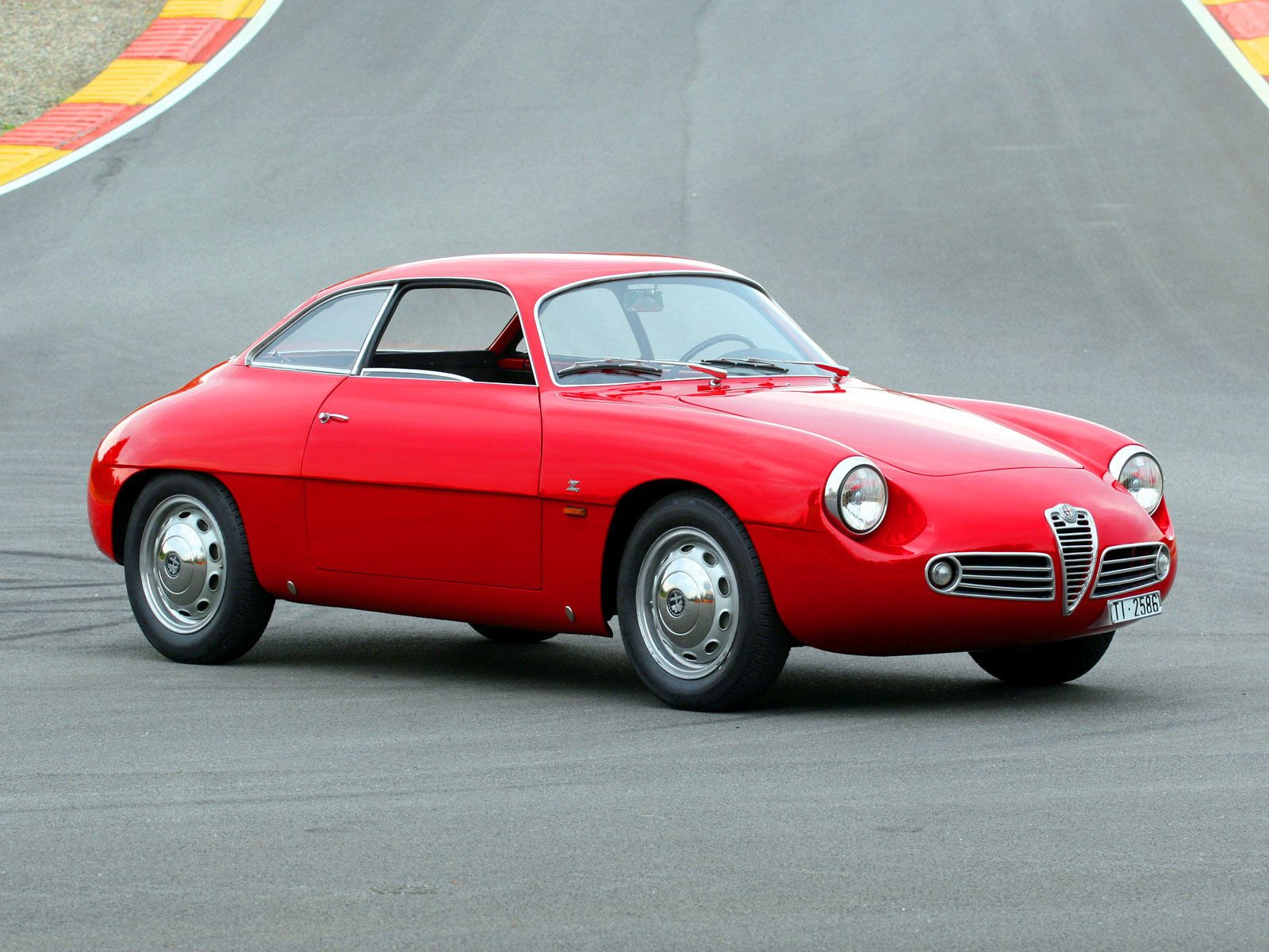 alfa_giulietta-sz-zagato-1960-62_r11.jpg