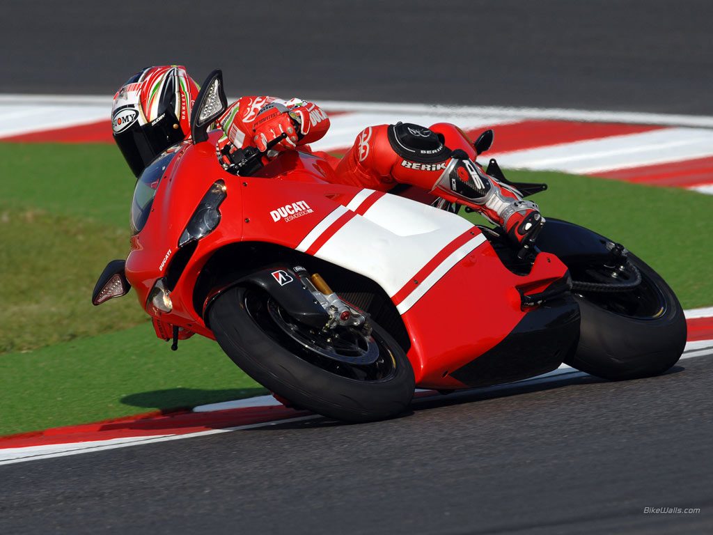 Ducati_Desmosedici_RR_2008_01_1024x768.jpg