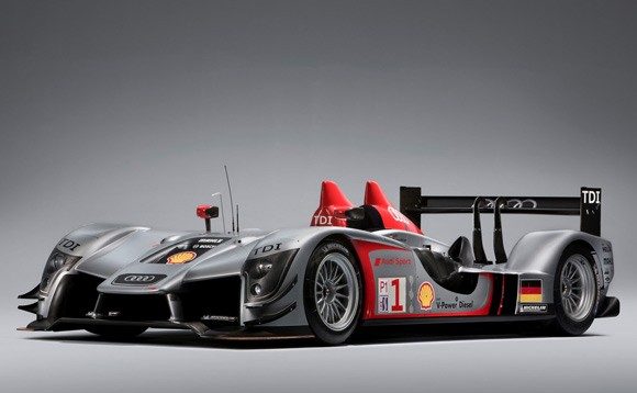 audi-r15-studio-10-1280_opt.jpg