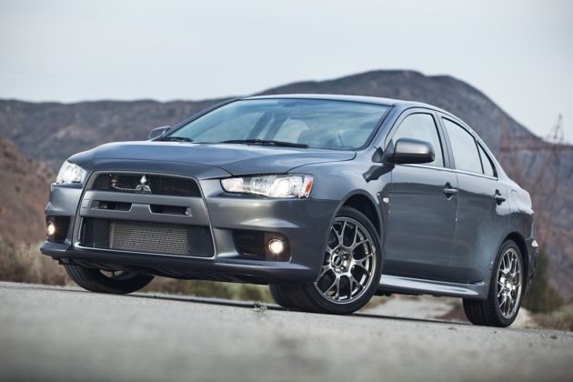 2010-mitsubishi-lancer-evolution-mr-touring-00.jpg