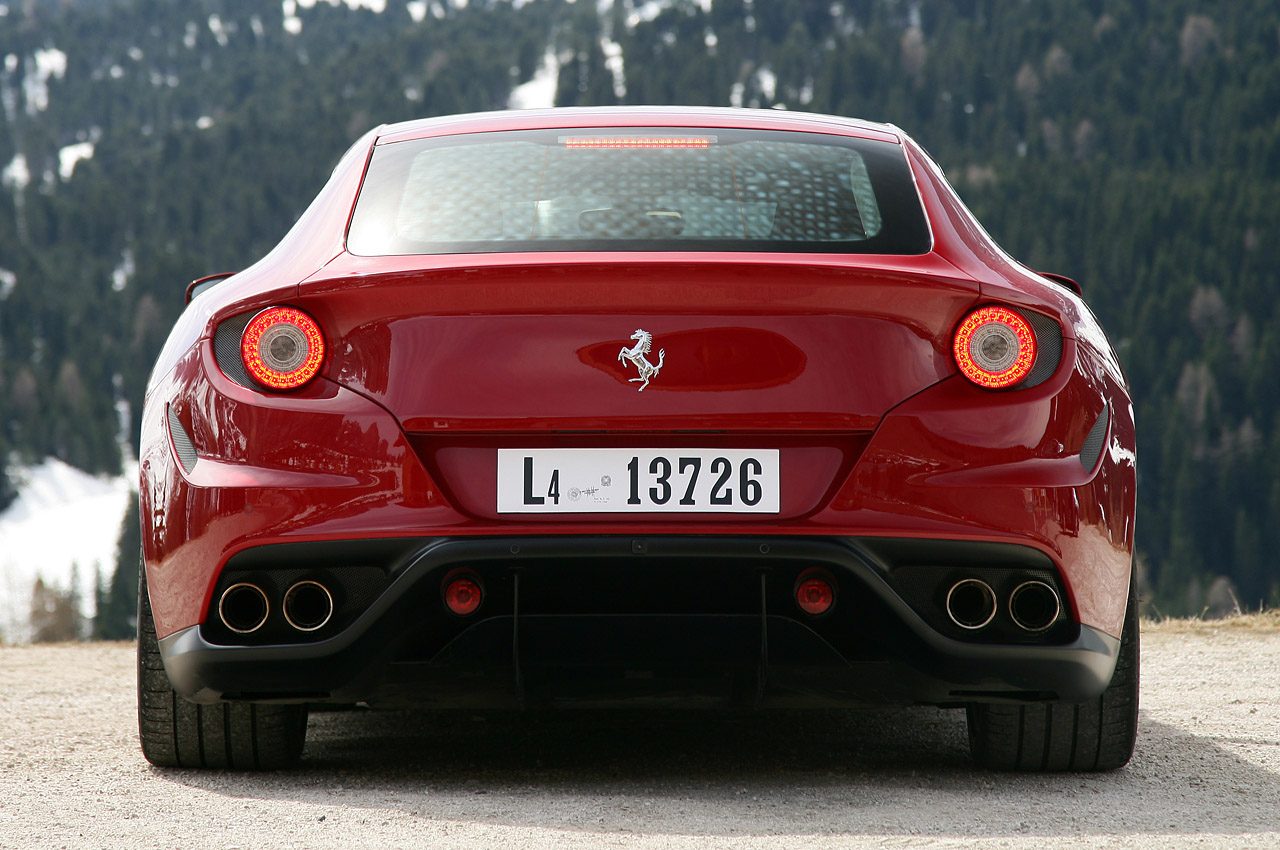 07-2012-ferrari-ff-1302584957.jpg