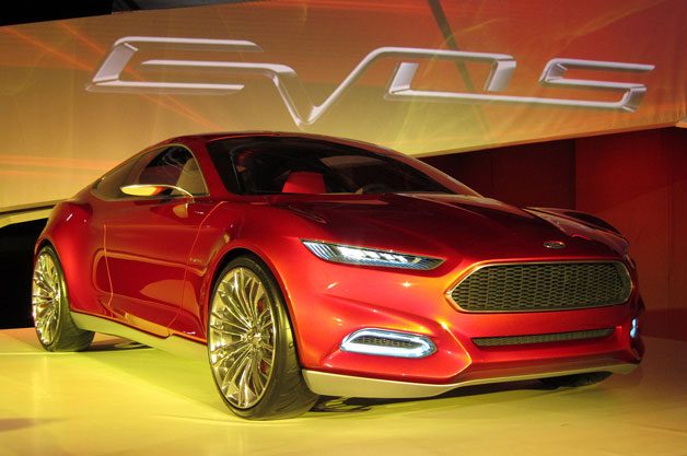 03-ford-evos-concept-live-opt.jpg