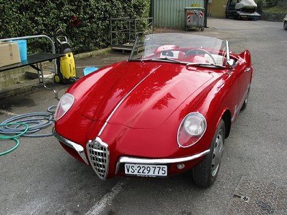 55bertone_ar_giulietta_spider_2.jpg