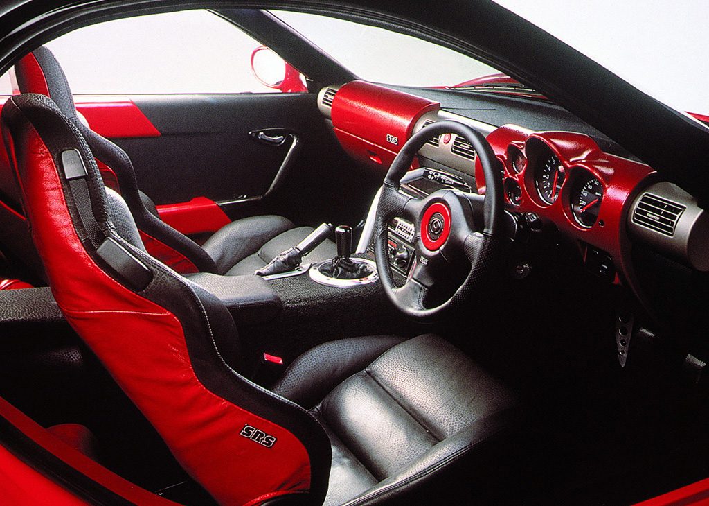 1995_Mazda_RX-01_concept_04.jpg