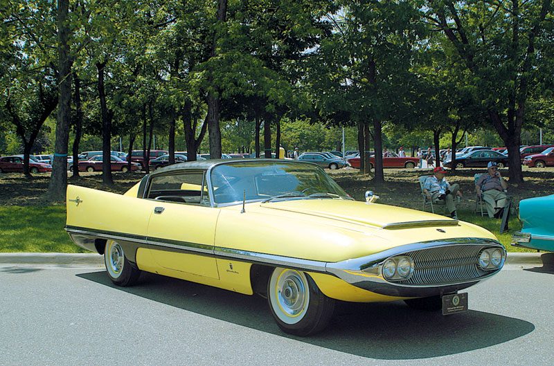 1958_Dual-Ghia_400_01.jpg