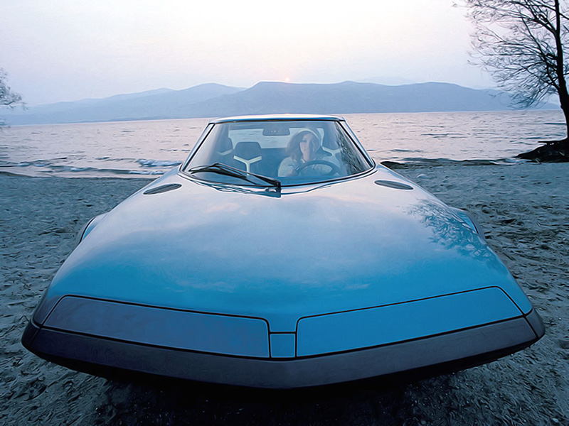 1973_Bertone_NSU_Trapeze_Concept_03.jpg