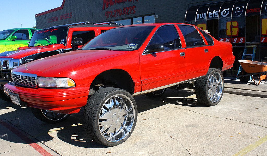 1995-Chevrolet-Caprice-donk.jpg