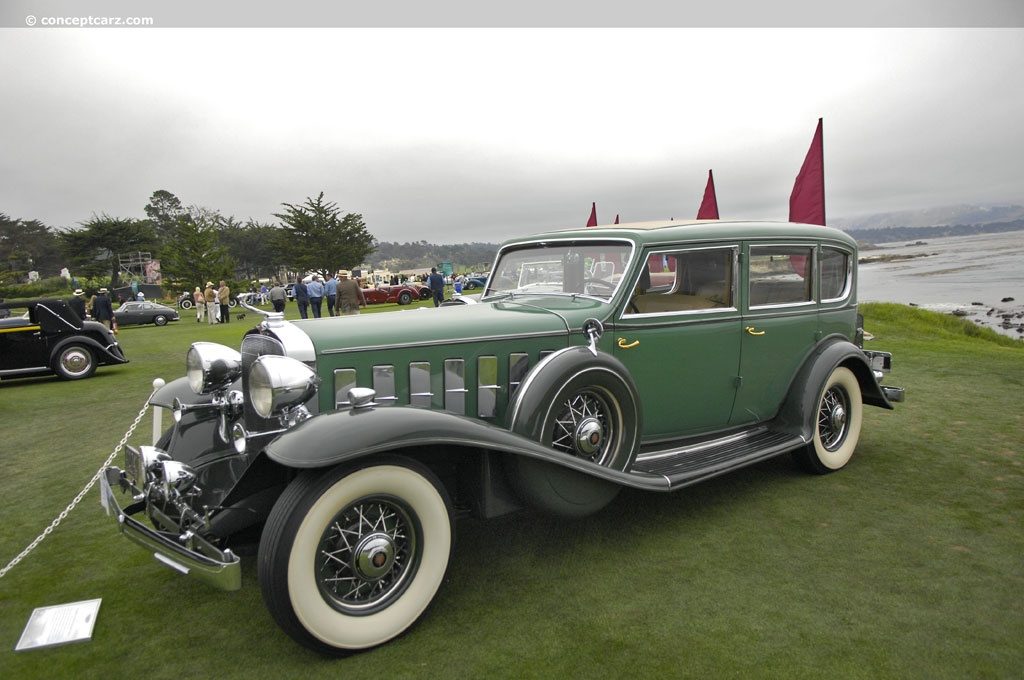 32-Cadillac-V16-Fltwd-Madame-X_Sdn-DV-08_PBC-001.jpg