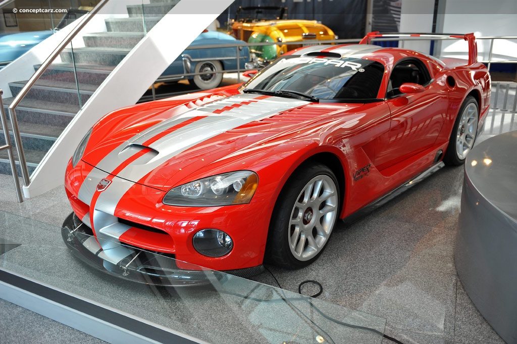 00-Dodge-Viper-GTS-R_Concept-DV-10-CM_01.jpg