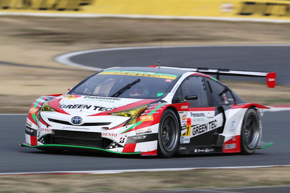 Green-Tech-Toyota-Prius-Super-GT-GT300.jpg