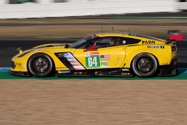 64_Corvette_Racing_Le_Mans_2019.jpg