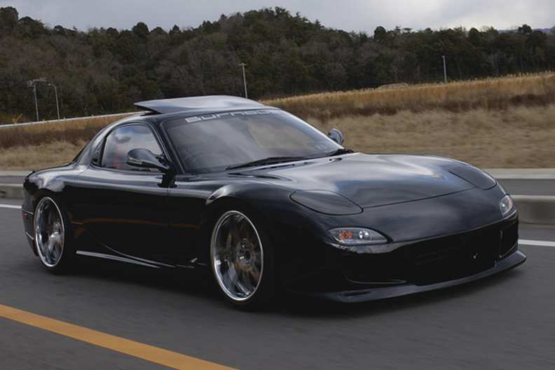 fd3s_mazda_rx7_05.jpg