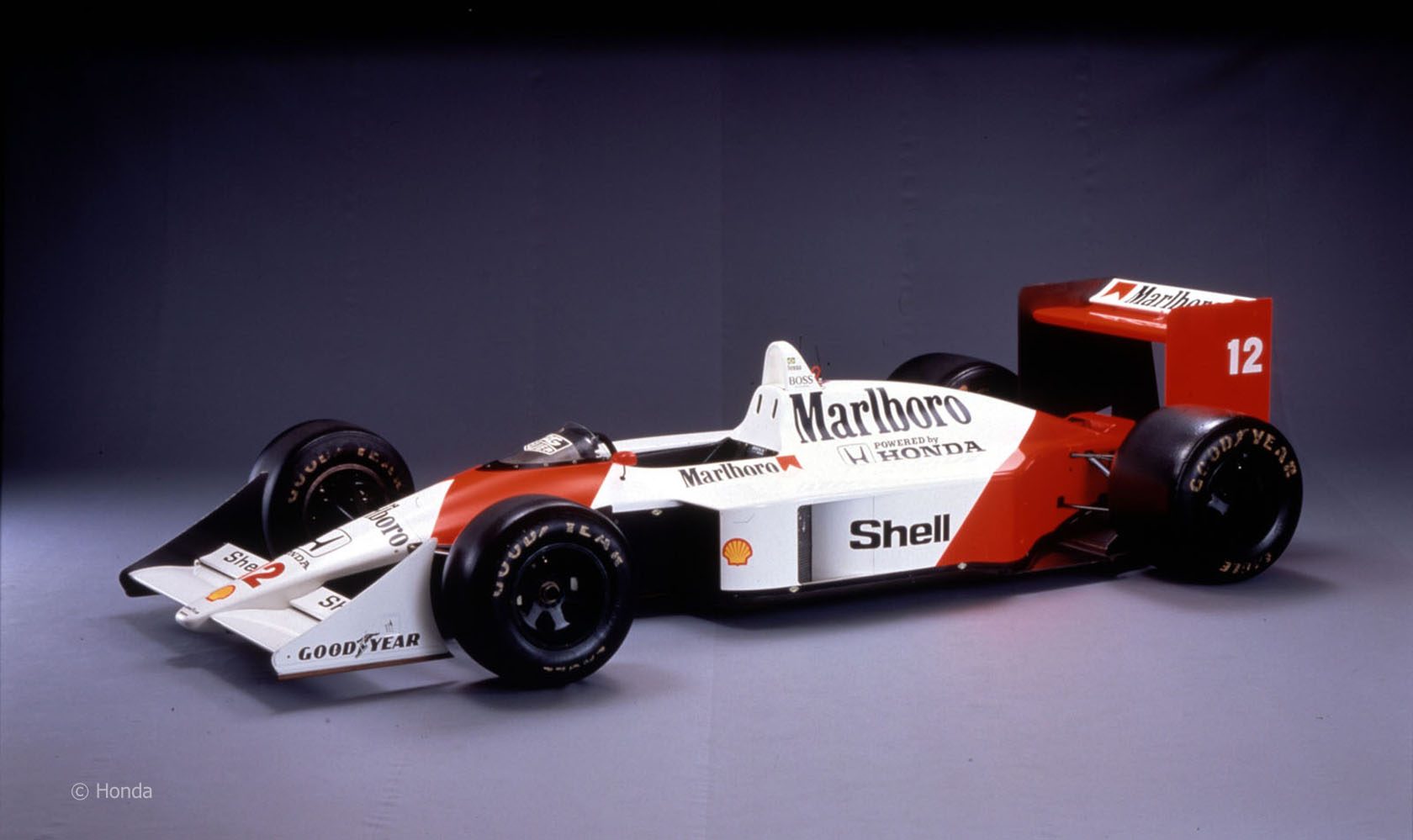 mp4-4_mclaren-honda_1988.jpg