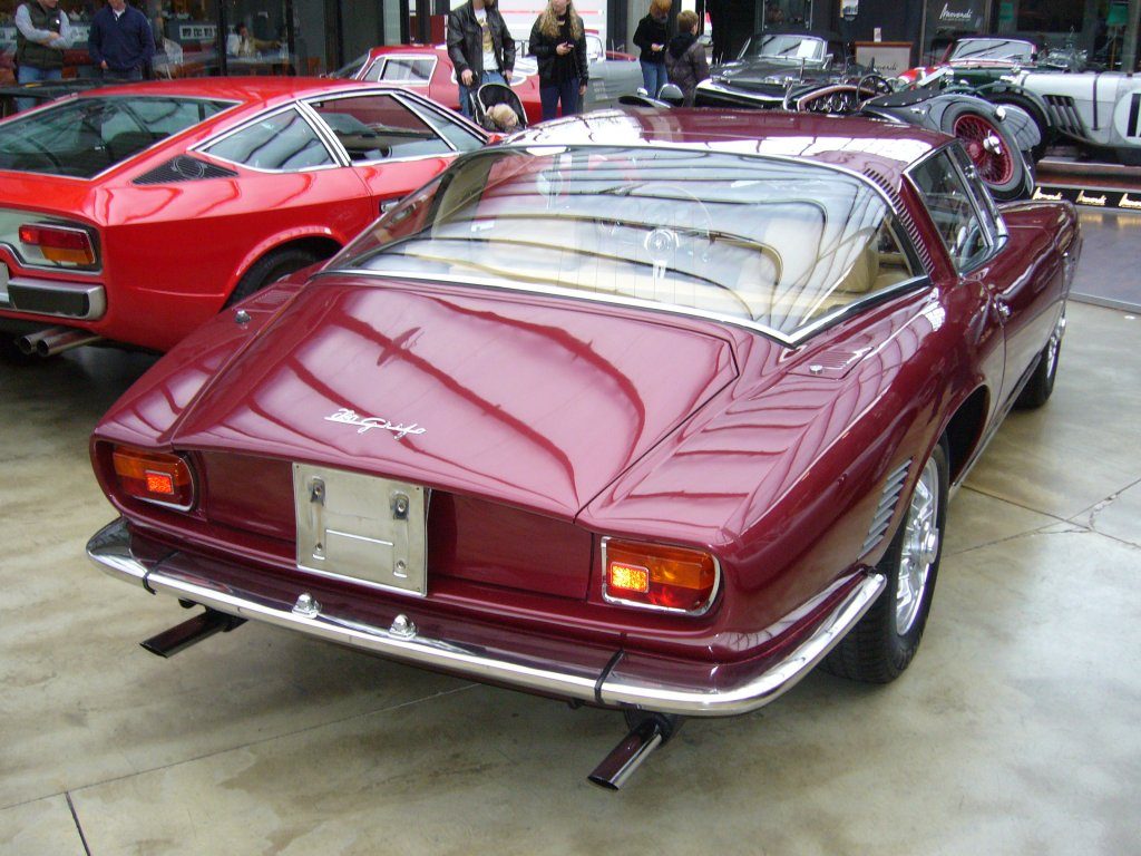 heckansicht-eines-iso-grifo-1964-66515.jpg