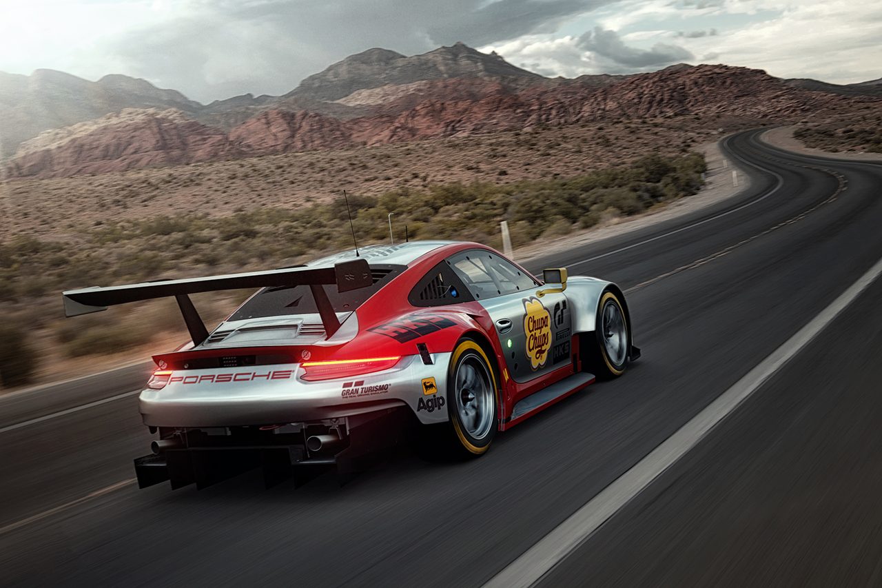 Porsche_RSR_mountainroad_001.jpg