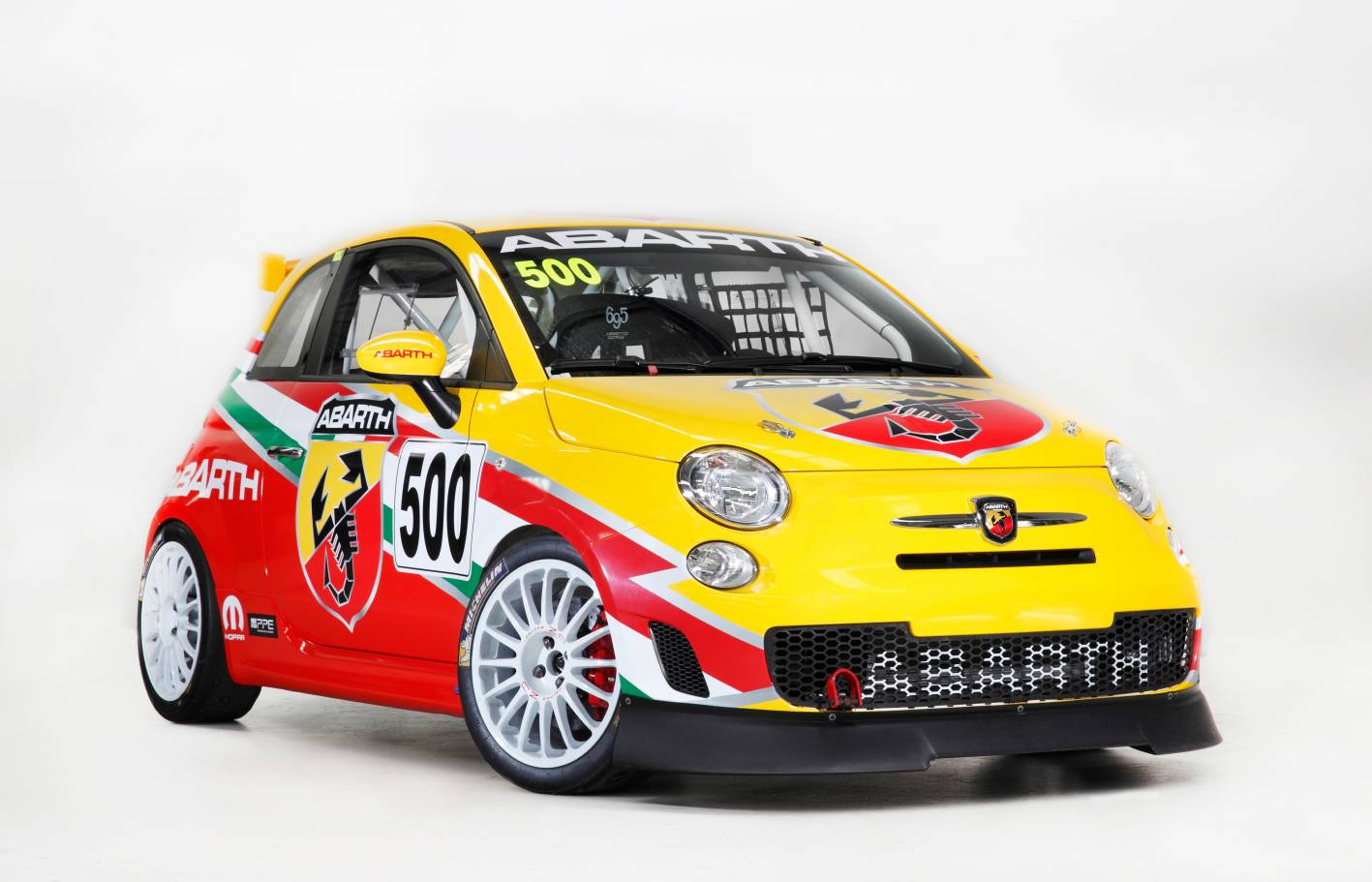 Abarth-695-Assetto-Corse-front.jpg