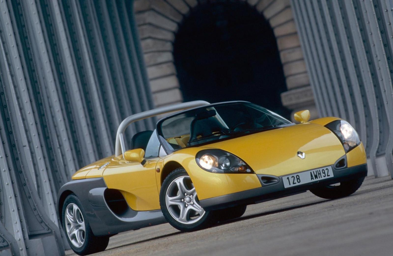 renault-sport-spider-33.jpg