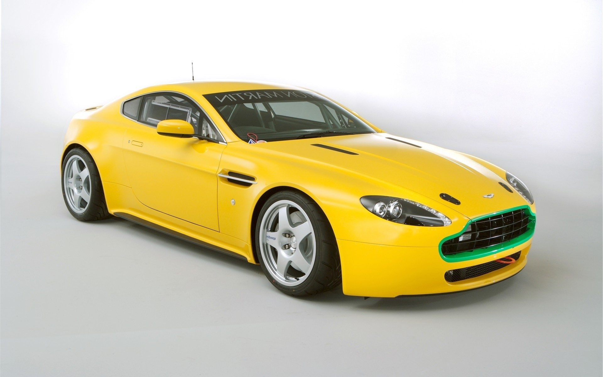 Super_Aston_Martin_Vantage_N24_Car_HD_Photo.jpg