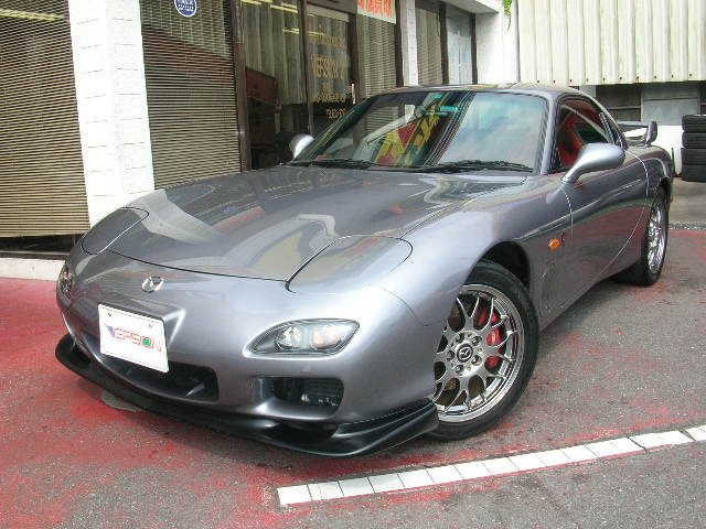 2002-Mazda-RX-7-Spirit_R_Type_A_1.jpg
