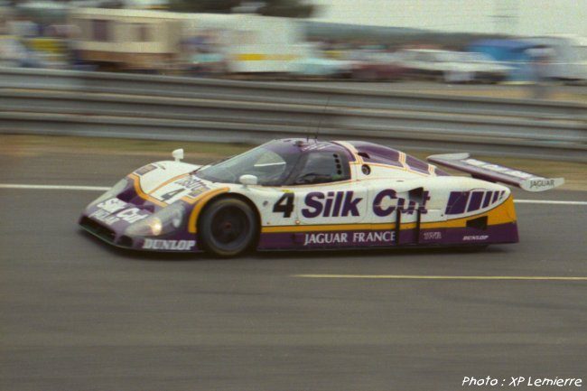 jaguar_xjr9_6_89.jpg