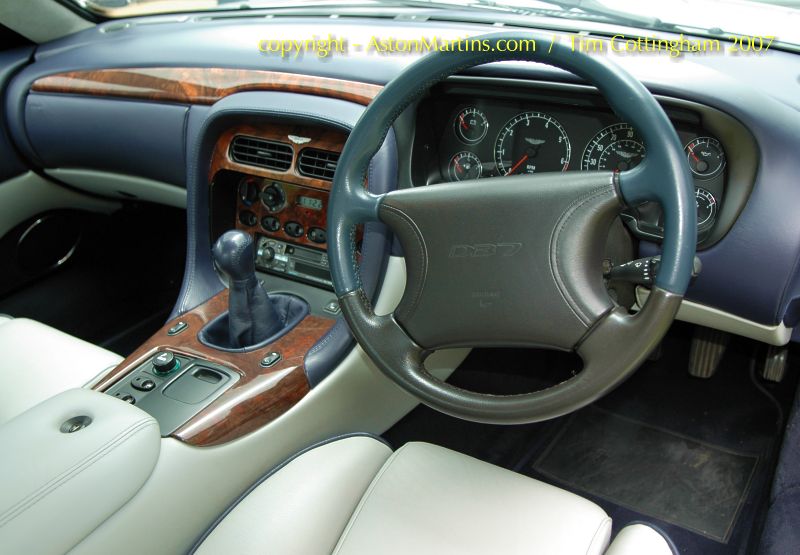 aston-martin-db7-interior-2.jpg