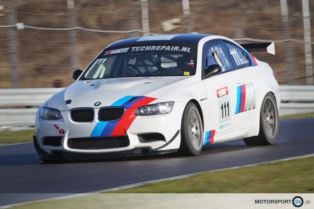 BMW-M3-GT4_10.jpg