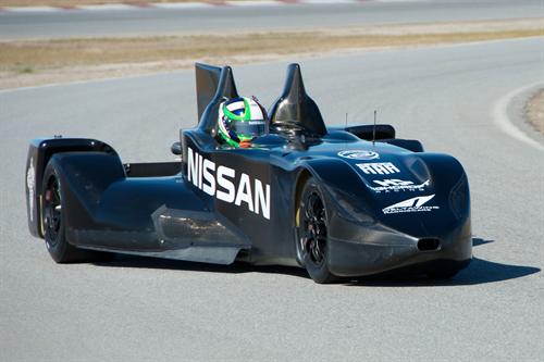 Nissan-DeltaWing-1.jpg