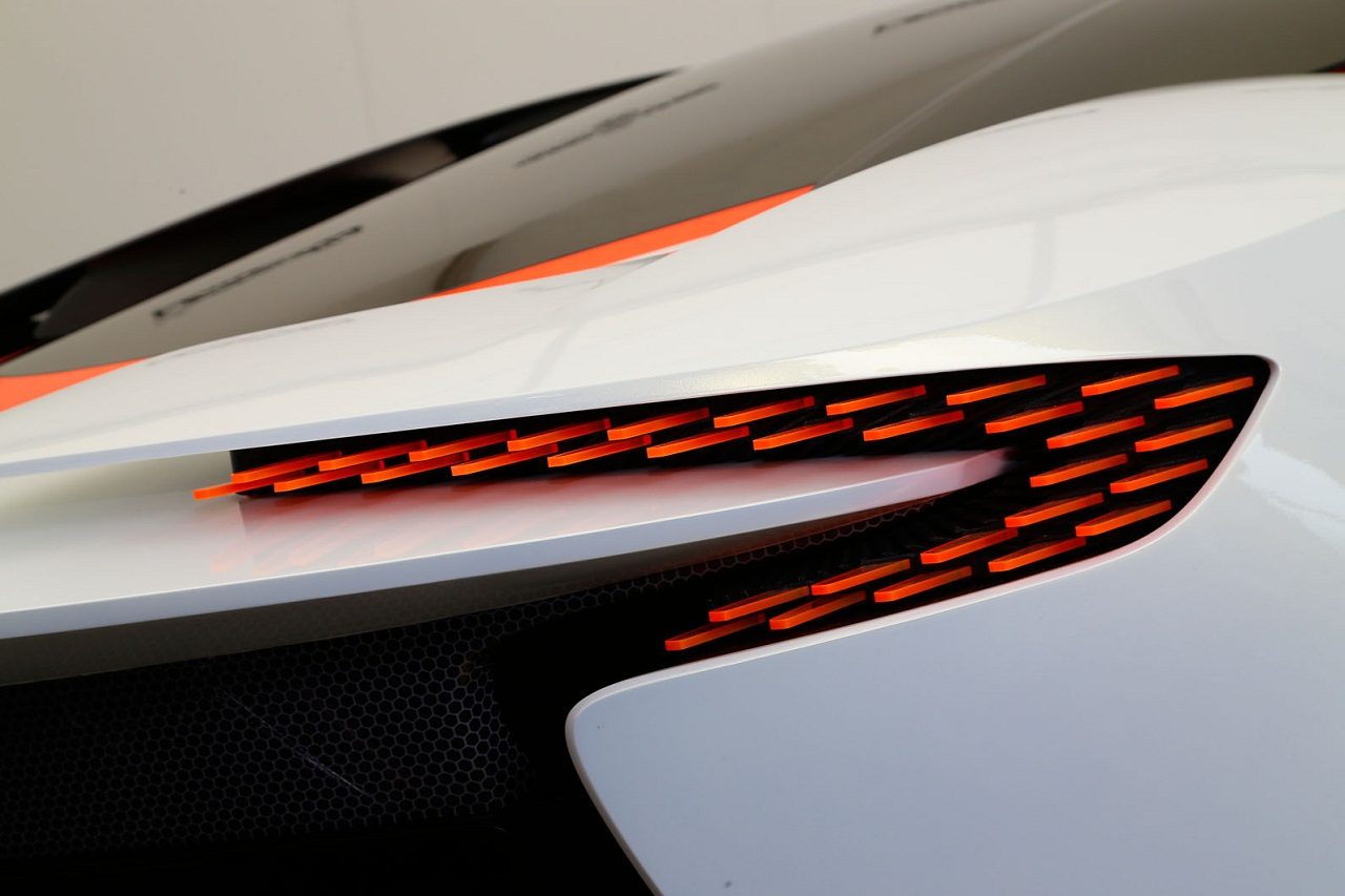 Aston-martin-dp-100-vision-grand-turismo-rear-lights.jpg