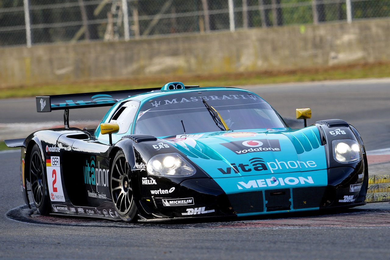 maserati-mc12-e-vitaphone-racing-campioni-del-fia-gt-2008_3.jpg