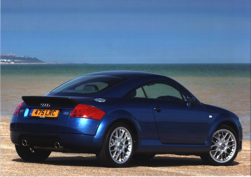 L-Audi-TT-3.2-Quattro-Blue.jpg