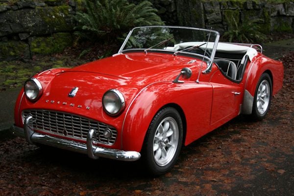 1961-triumph-tr3-overdrive-10f-front-red-exterior.jpg