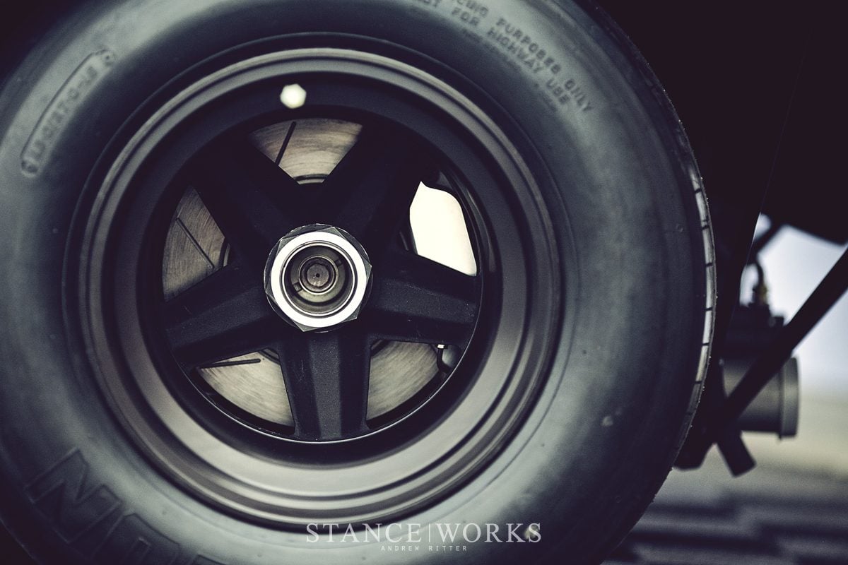 porsche-917-magnesium-wheels-centerlock.jpg