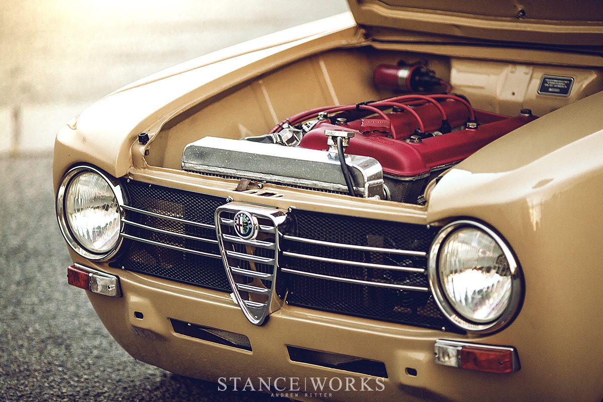 dorian-alfa-romeo-beige-engine.jpg