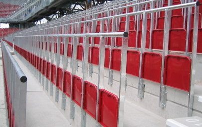 red_rail_seats_405.jpg