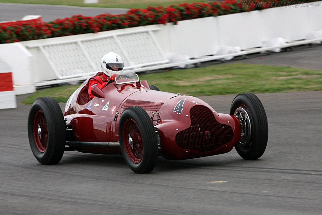 Alfa-Romeo-12C-37.jpg