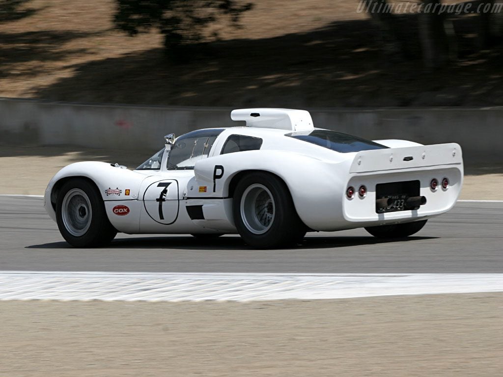 Chaparral-2D-Chevrolet_3.jpg