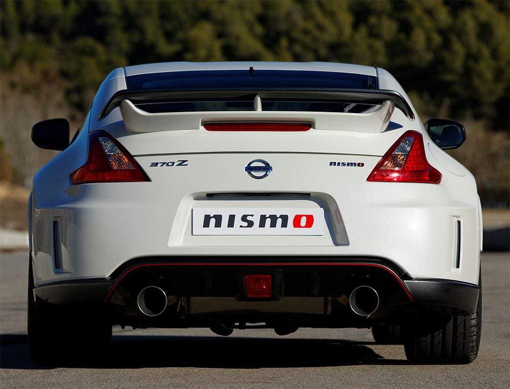 2014-Nissan-370Z-Nismo-4.jpg