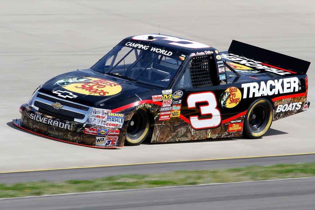 Austin+Dillon+NASCAR+Truck+CAd1fb61y7Lx.jpg