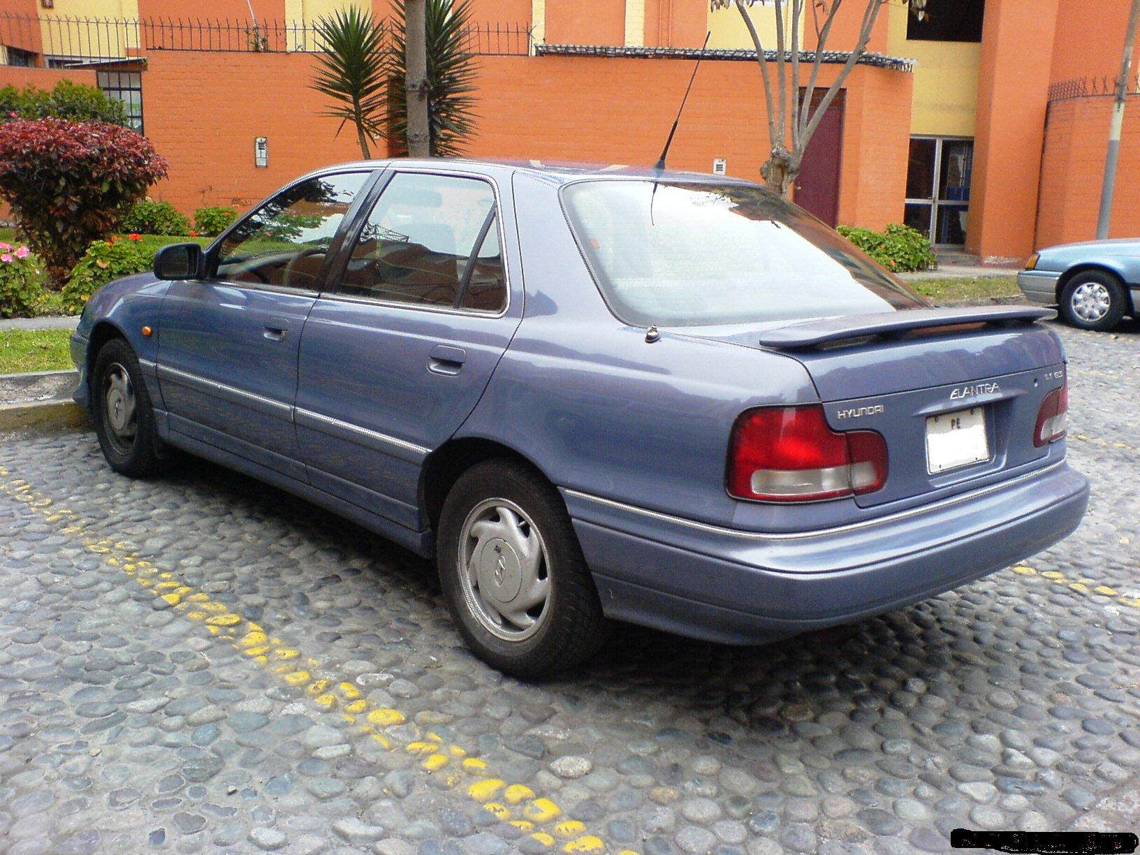 1994-hyundai-elantra-6.jpg