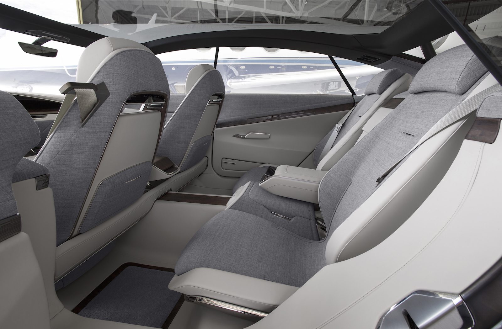 2016-Cadillac-Escala-Concept-Interior-027.jpg