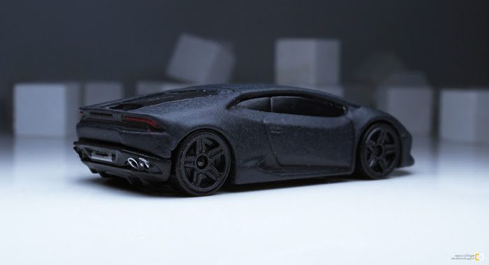 Lambo_Huracan_1.jpg