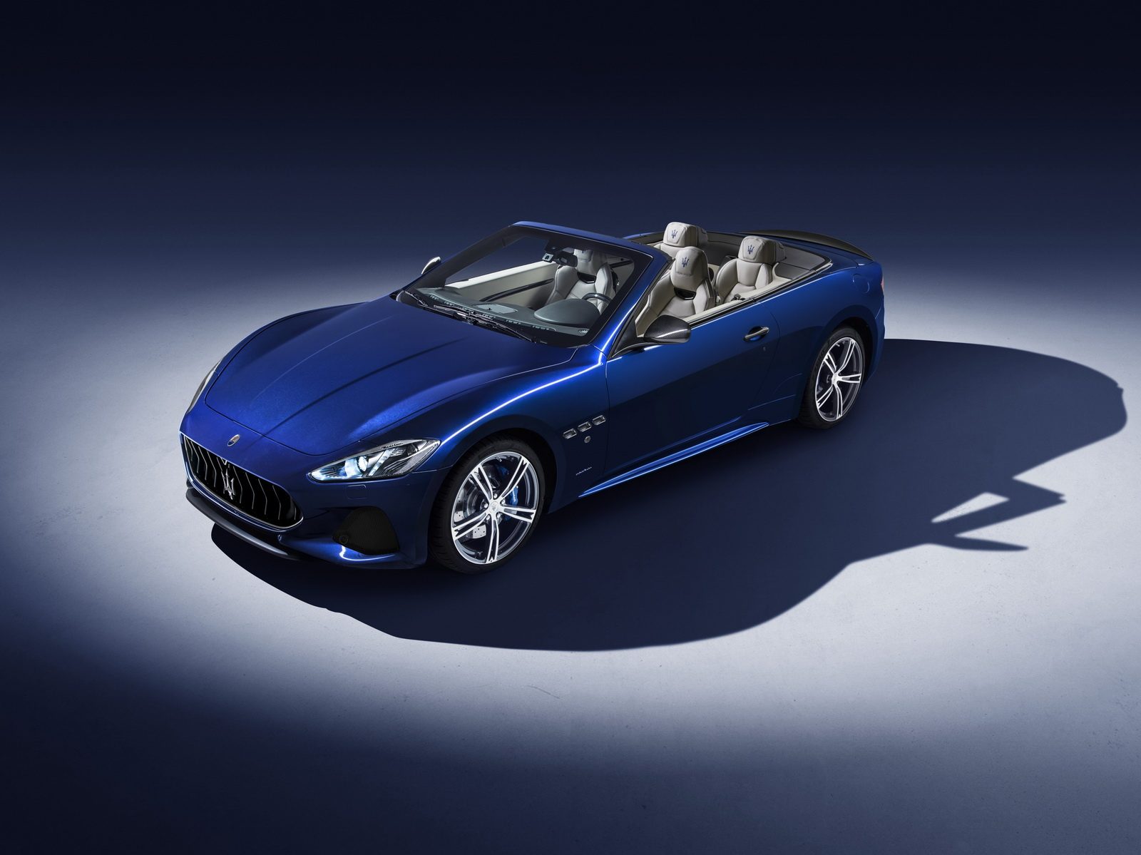 2018-MaseratiGranTurismo-GranCabrio-21.jpg