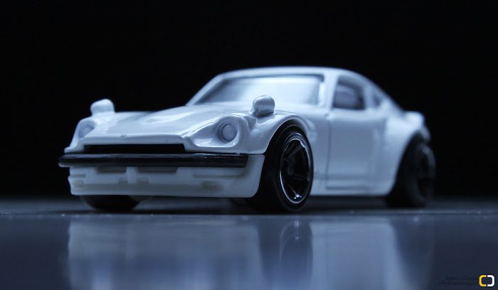 Datsun%2B240Z%2BCustom%2B%25282017%2BFactory%2BFresh%253AFE%2529.jpg