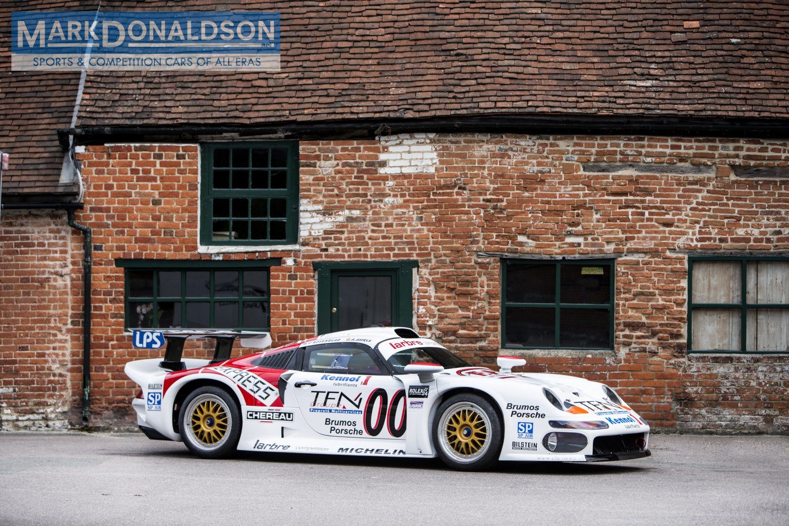 Porsche-993-GT1-8.jpg