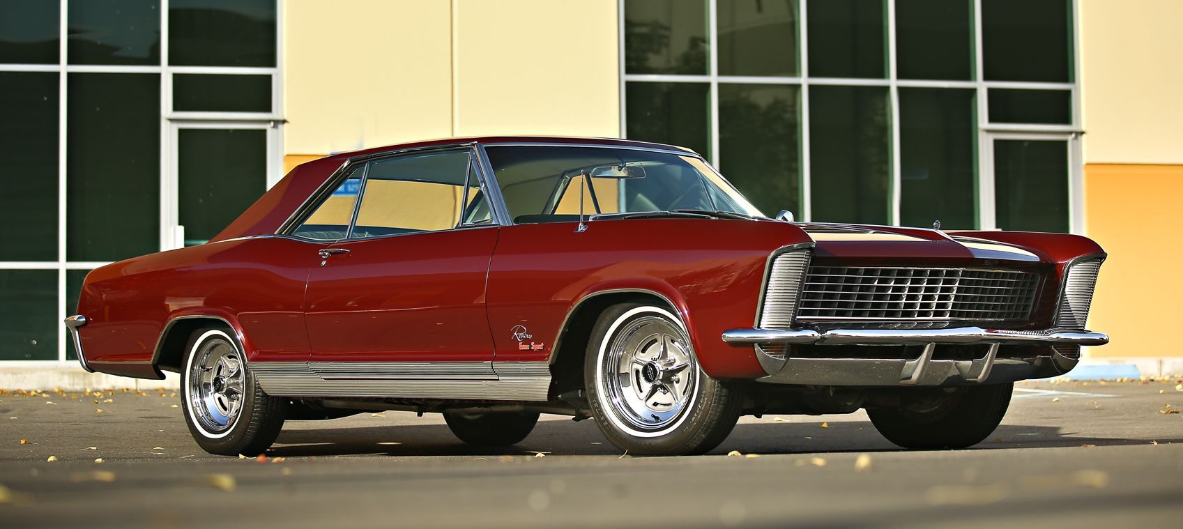 1965_Buick_Riviera_Gran_Sport-003.jpg