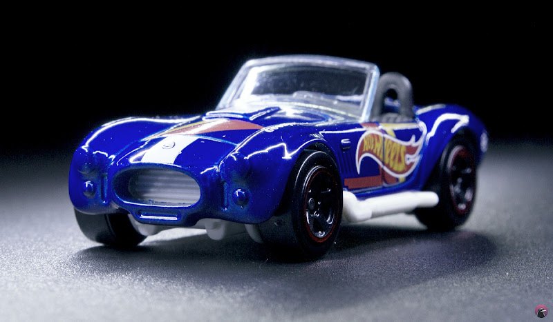 Shelby%20Cobra%20427%20%282022%20Retro%20Racers%20-%20Bluejpg.jpg