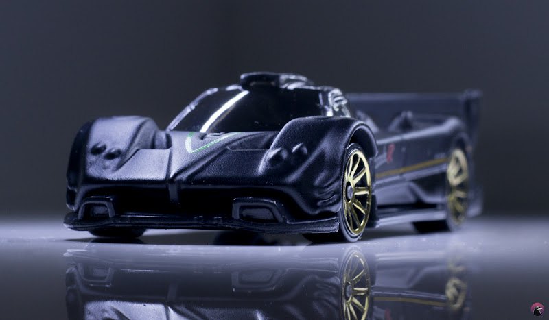 Pagani%20Zonda%20R%20%282022%20Exotics%20-%20FE%29.jpg