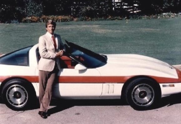 1587145262ef66e7dff9f98764da158714526298764da1984_Dirk_Benedict_A_Team_Corvette_For_Sale_resize-AVZmq6.jpg