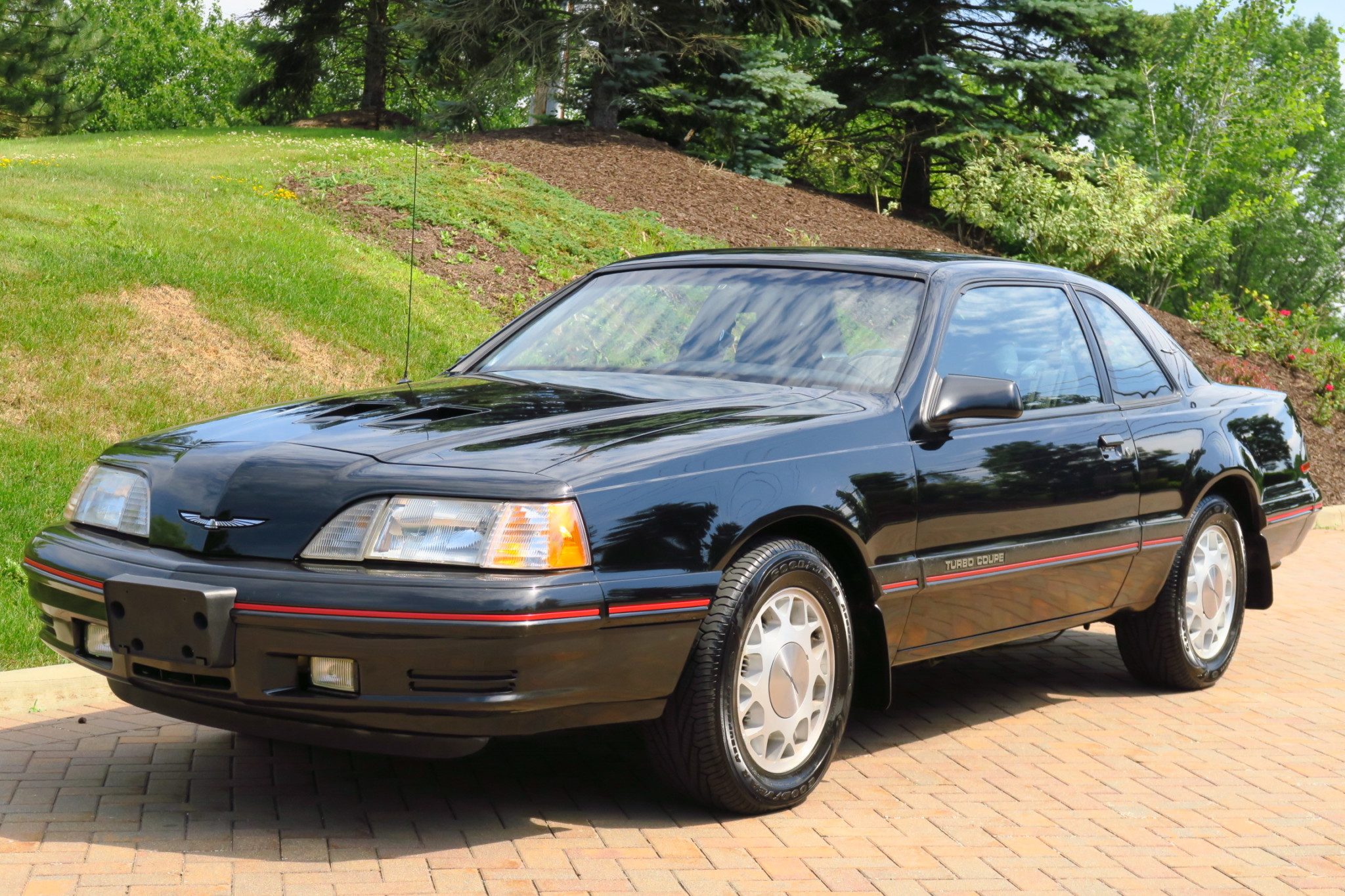 1987_ford_thunderbird_1561740170cd20849IMG_0577.jpg